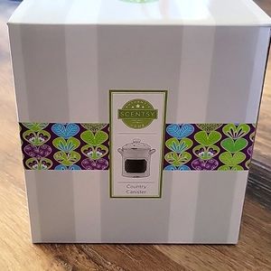 Scentsy NIB Country Canister with 4 scents